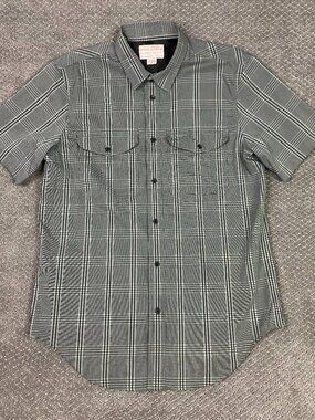 Filson Twin Lakes Short Sleeve Sport Shirt Men's Medium Gravel Gray Plaid Vented
